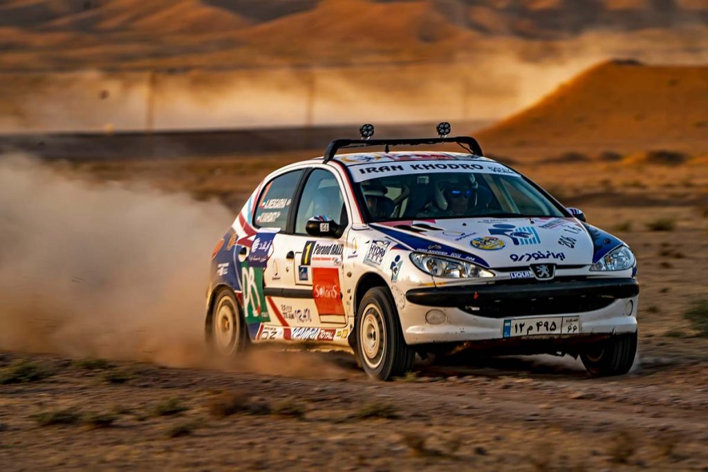 dirt rally car
