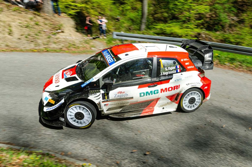 road rally car